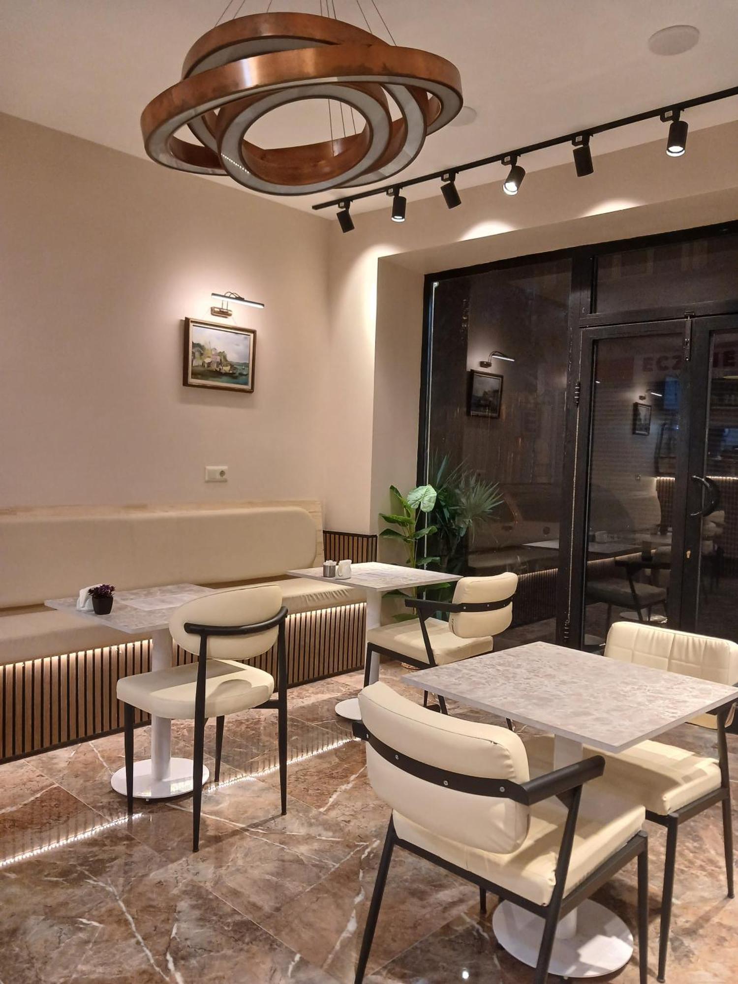 Guler Palas Hotel Istanbul Exterior photo